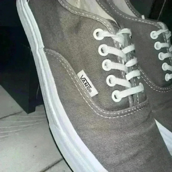 Vans Off the‎ Wall Sneakers - Picture 3 of 5